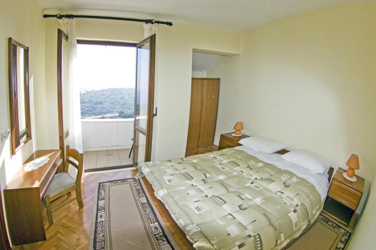 Guesthouse Moretic Orašac Eksteriør billede