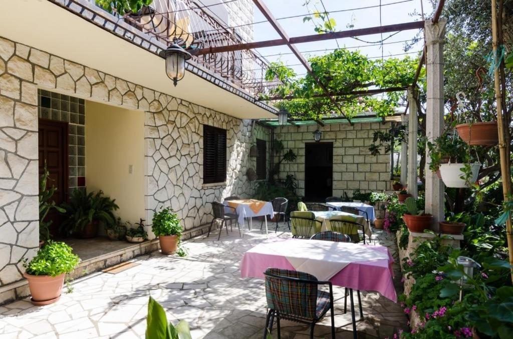 Guesthouse Moretic Orašac Værelse billede